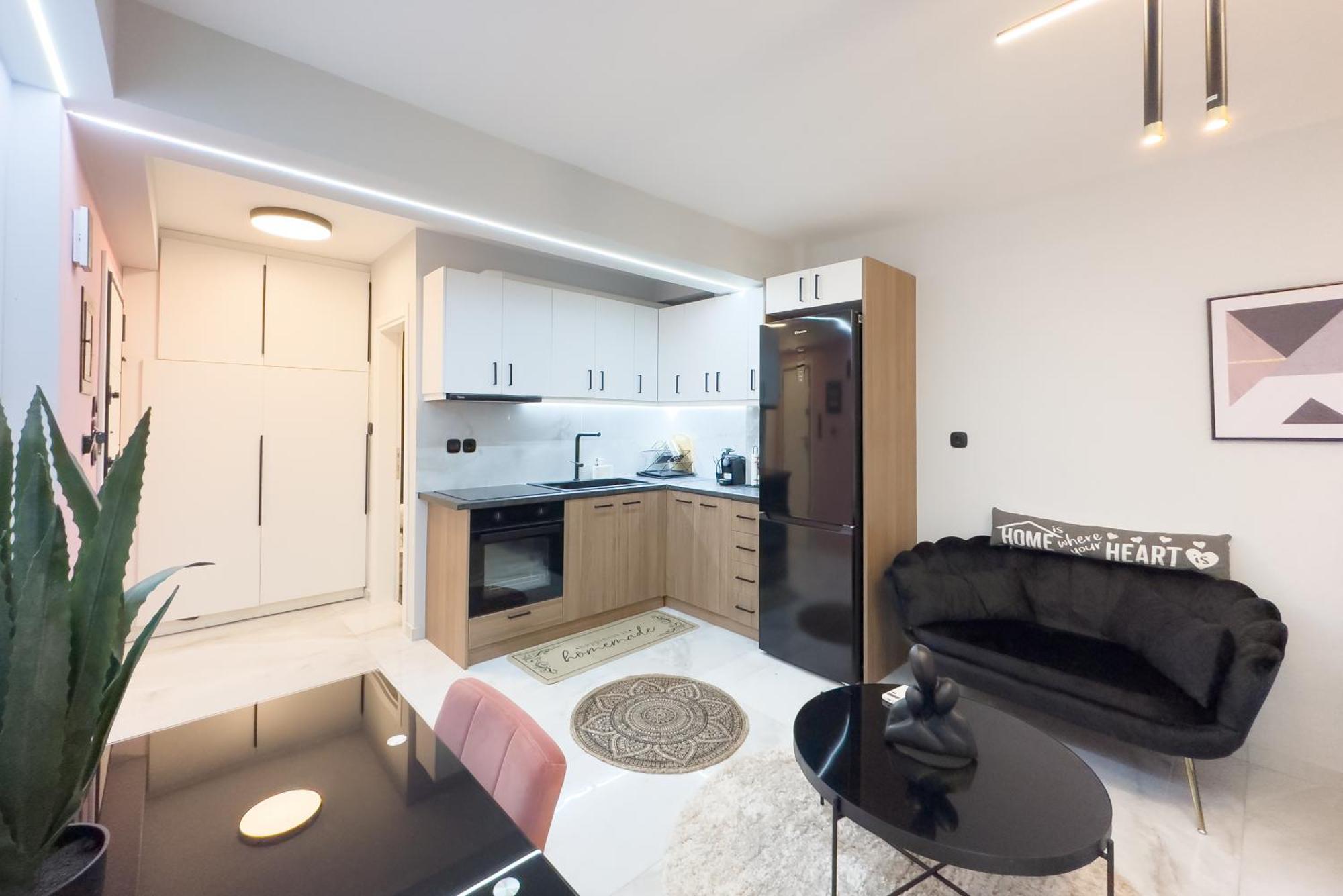 Stylish & Elegant In Pagrati Appartement Athene