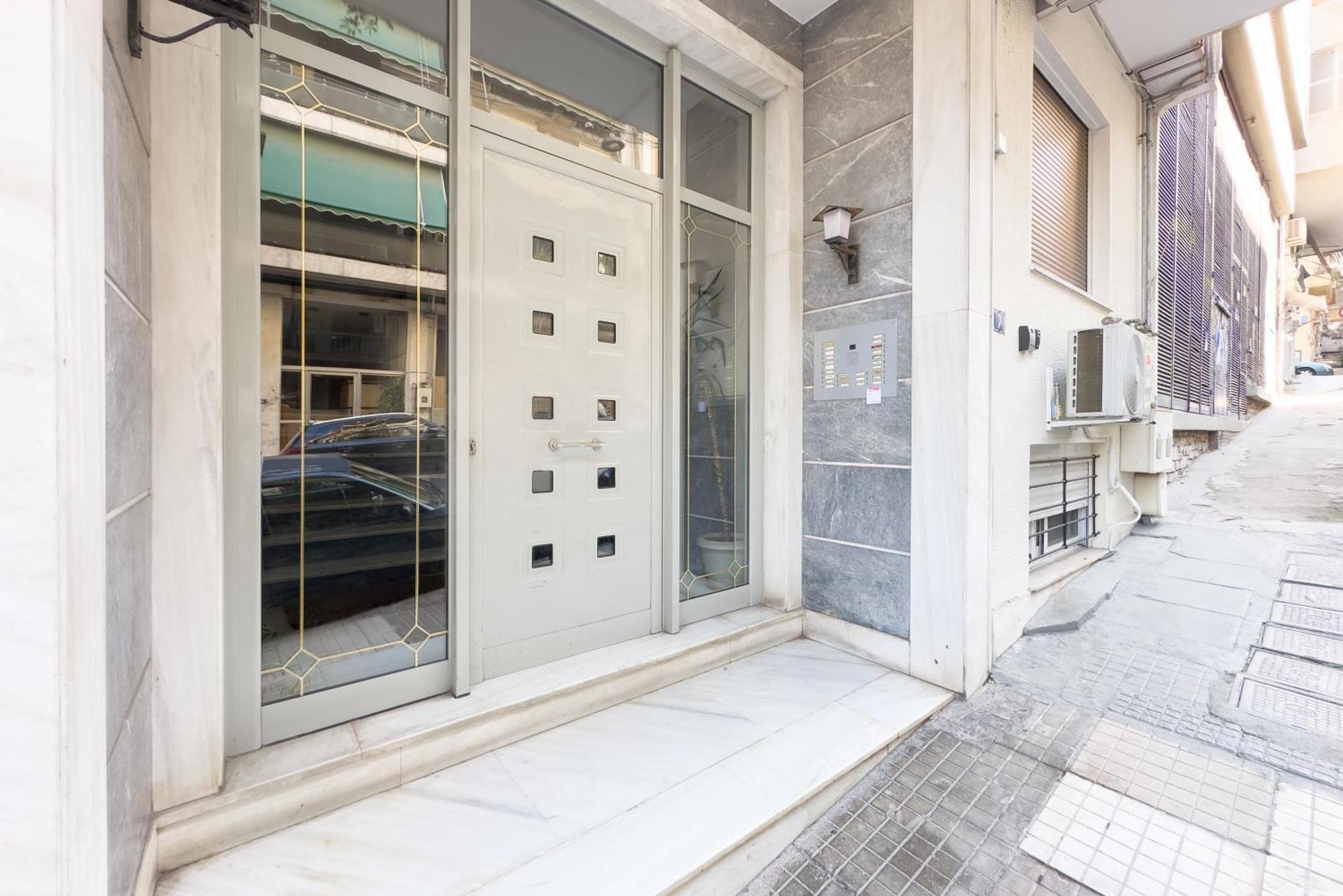 Stylish & Elegant In Pagrati Athene