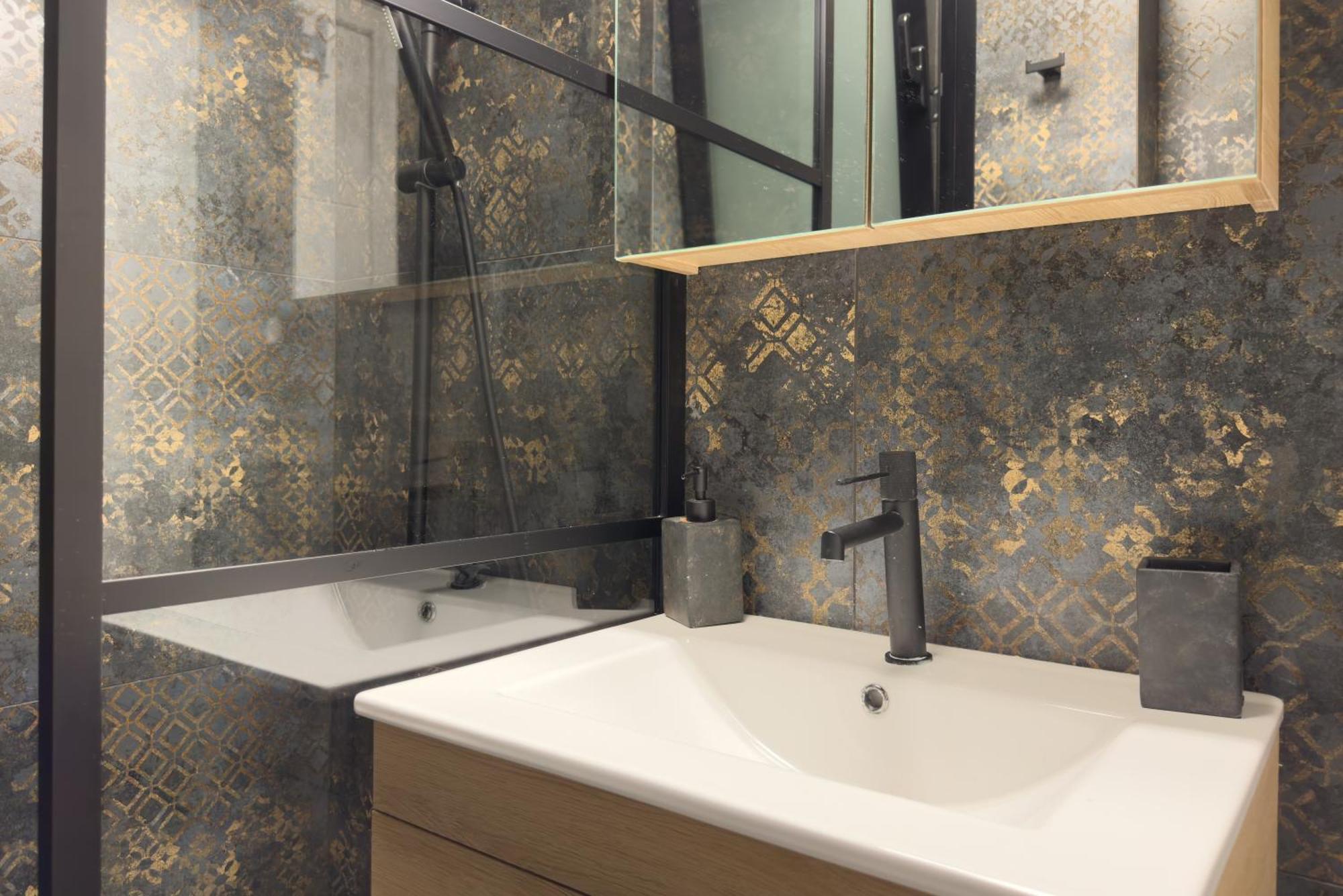 Stylish & Elegant In Pagrati Appartement