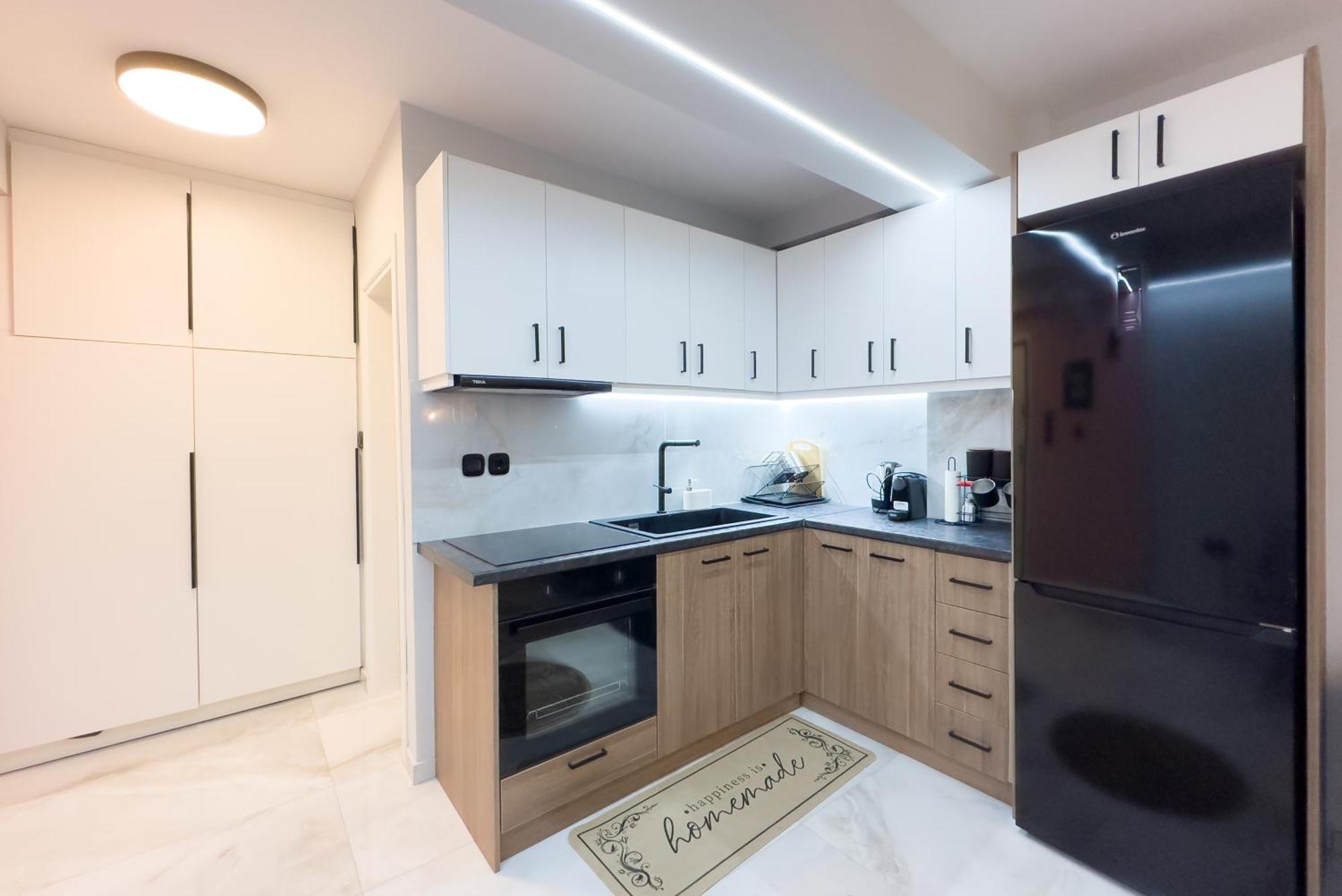 Stylish & Elegant In Pagrati Apartament